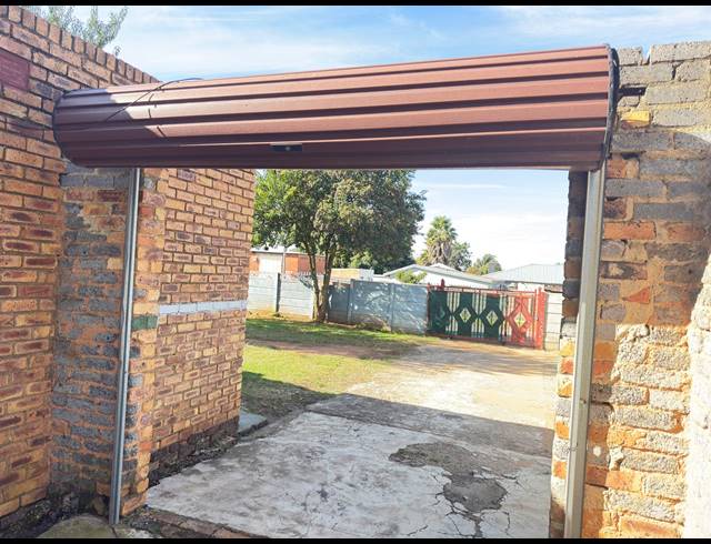 2 BEDROOM FREESTANDING FOR SALE IN CHLOORKOP